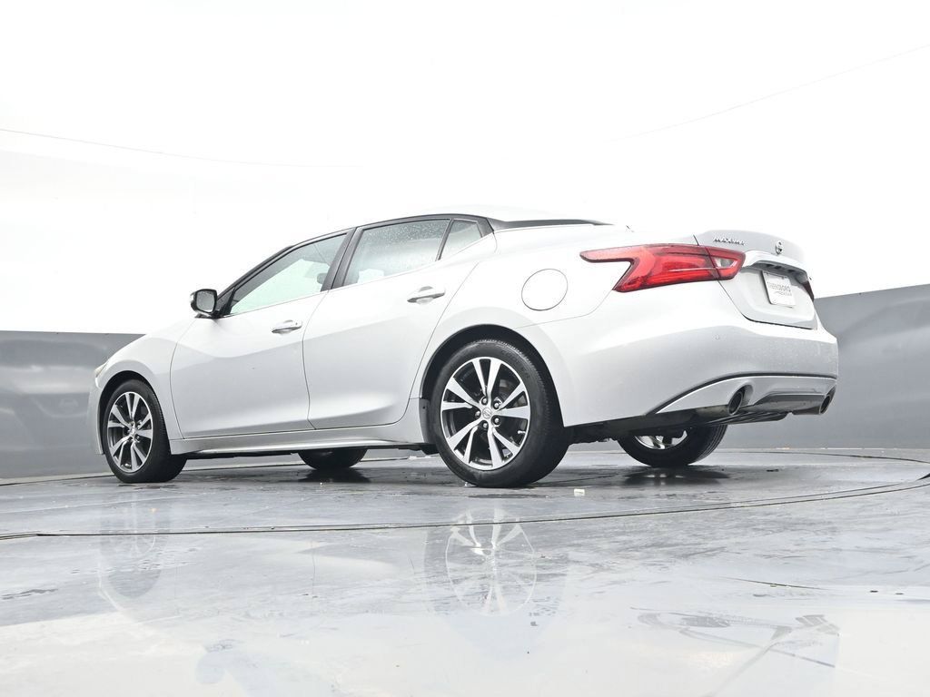 Used 2017 Nissan Maxima 3.5 SV FWD image 39