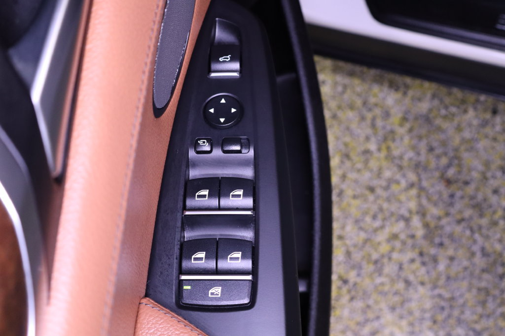 Used 2017 BMW X3 sDrive28i RWD image 41