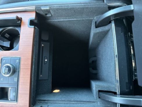 Used 2019 Lincoln Navigator Reserve w/ Cargo Package image 36