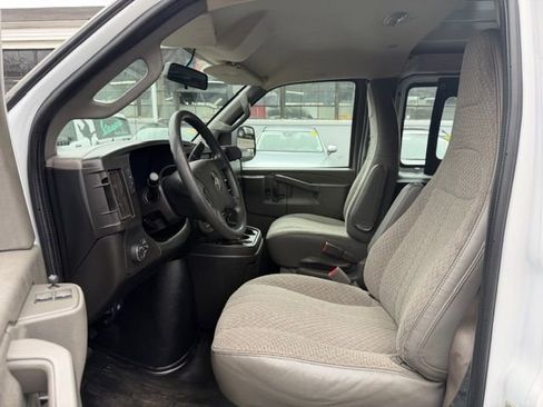 Used 2022 Chevrolet Express 2500 Extended w/ Driver Convenience Package image 9