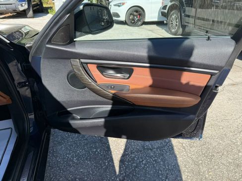 Used 2013 BMW 328i Sedan RWD image 19