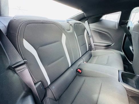 Used 2019 Chevrolet Camaro SS image 15