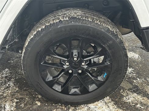 Certified 2022 Jeep Wrangler Unlimited Sahara w/ Cold Weather Group image 11