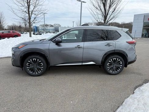 New 2026 Nissan Rogue Platinum image 7