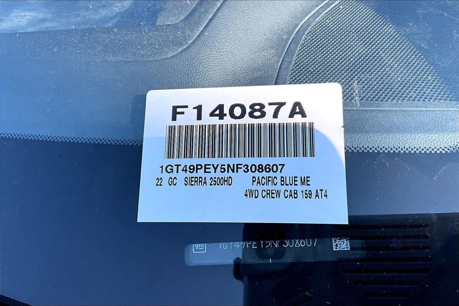 Used 2022 GMC Sierra 2500 AT4 w/ AT4 Premium Plus Package AWD/4WD image 4