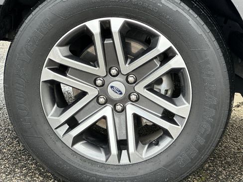 Used 2022 Ford F150 XL w/ STX Appearance Package image 32