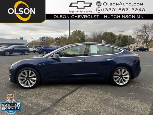 Used 2018 Tesla Model 3 Long Range image 2