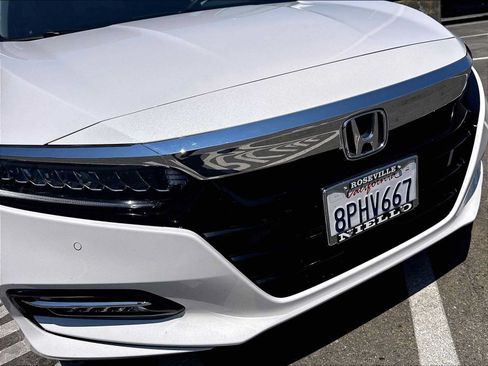 Used 2020 Honda Accord Touring image 30