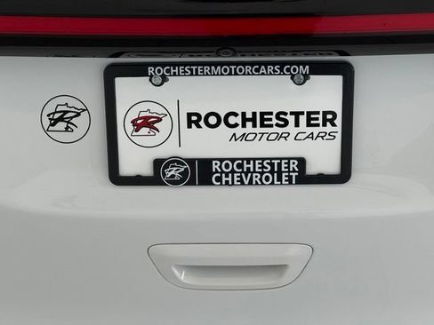 Used 2025 Chrysler Pacifica Limited FWD image 45