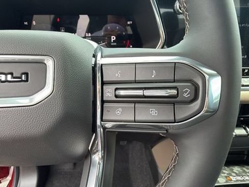 New 2026 GMC Canyon Denali AWD/4WD image 33