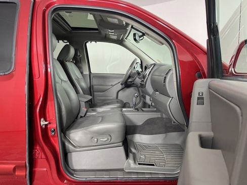 Used 2019 Nissan Frontier SL image 31