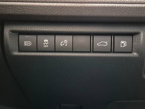 New 2026 Toyota Camry SE FWD image 18
