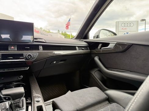 Used 2023 Audi S4 Premium Plus w/ Premium Plus Package AWD/4WD image 31