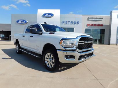 Used 2023 RAM 2500 Big Horn w/ Level 1 Equipment Group