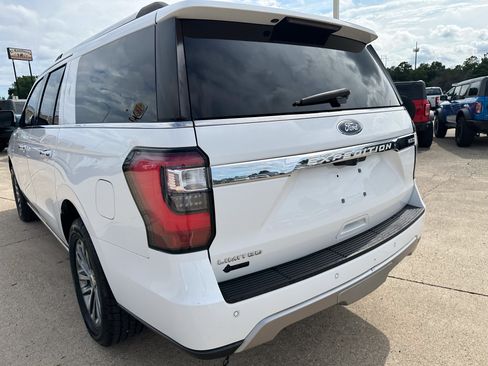 Used 2025 Ford Expedition Max Platinum w/ Driver's Package AWD/4WD image 9
