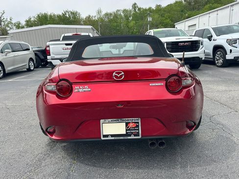 Used 2020 MAZDA MX-5 Miata Sport image 7