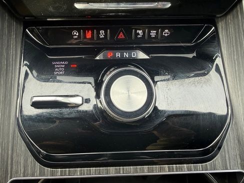 Used 2023 Jeep Wagoneer Series II image 34