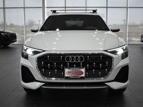 Used 2025 Audi Q8 Premium AWD/4WD image 6