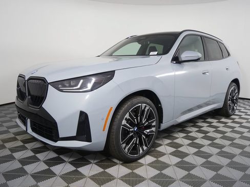 Used 2026 BMW X3 xDrive30i w/ Premium Package AWD/4WD image 7