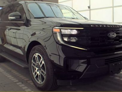 Used 2025 Ford Expedition Active