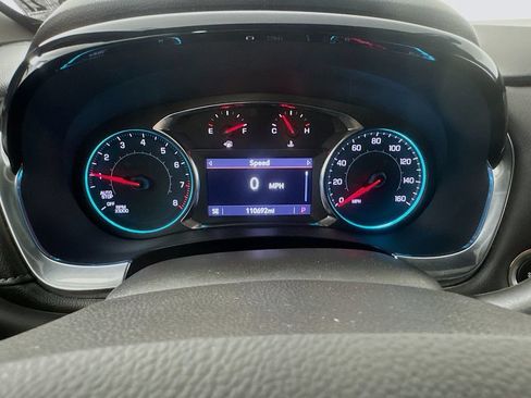 Used 2022 Chevrolet Traverse LT w/ Midnight/Sport Edition AWD/4WD image 14
