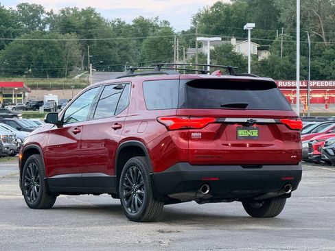 Used 2022 Chevrolet Traverse RS AWD/4WD image 2
