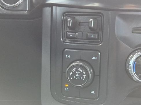 Used 2024 Ford F150 Lariat AWD/4WD image 17