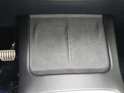 Used 2023 Tesla Model Y Performance AWD/4WD image 30