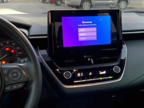 Certified 2025 Toyota Corolla LE image 6