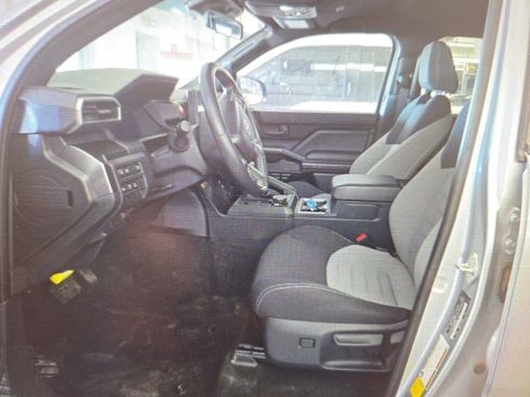 Used 2025 Toyota 4Runner TRD Off-Road image 6