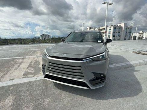 Certified 2025 Lexus TX 500h AWD w/ Technology Package image 3