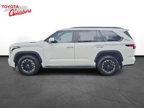 Used 2026 Toyota Sequoia SR5 w/ TRD Off-Road Package AWD/4WD image 8