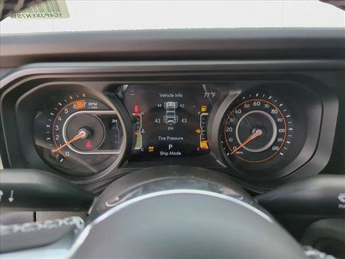 New 2025 Jeep Wrangler Unlimited Sahara w/ Safety Group AWD/4WD image 11