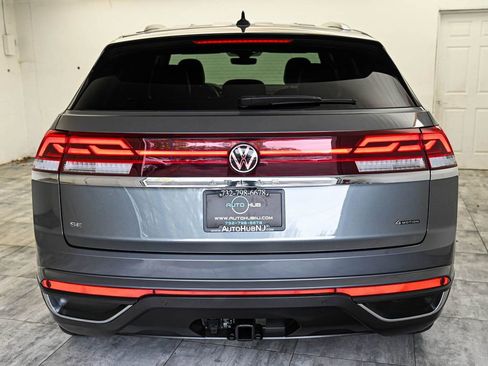 Used 2024 Volkswagen Atlas Cross Sport SE AWD/4WD image 5