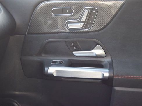 Used 2022 Mercedes-Benz GLB 250 4MATIC w/ AMG Line image 29