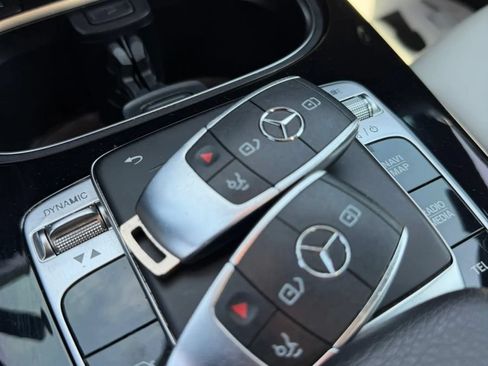 Used 2020 Mercedes-Benz CLA 250 image 21