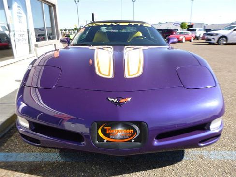 Used 1998 Chevrolet Corvette Convertible w/ Memory Pkg RWD image 32