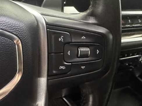 Used 2022 GMC Sierra 1500 Elevation w/ LPO, Elevation Black Package AWD/4WD image 5