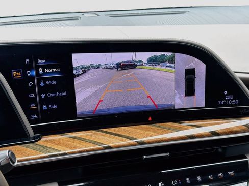 Used 2023 Cadillac Escalade Sport Platinum w/ LPO, ONYX Package AWD/4WD image 15