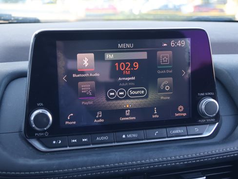 Used 2021 Nissan Rogue SL FWD image 24