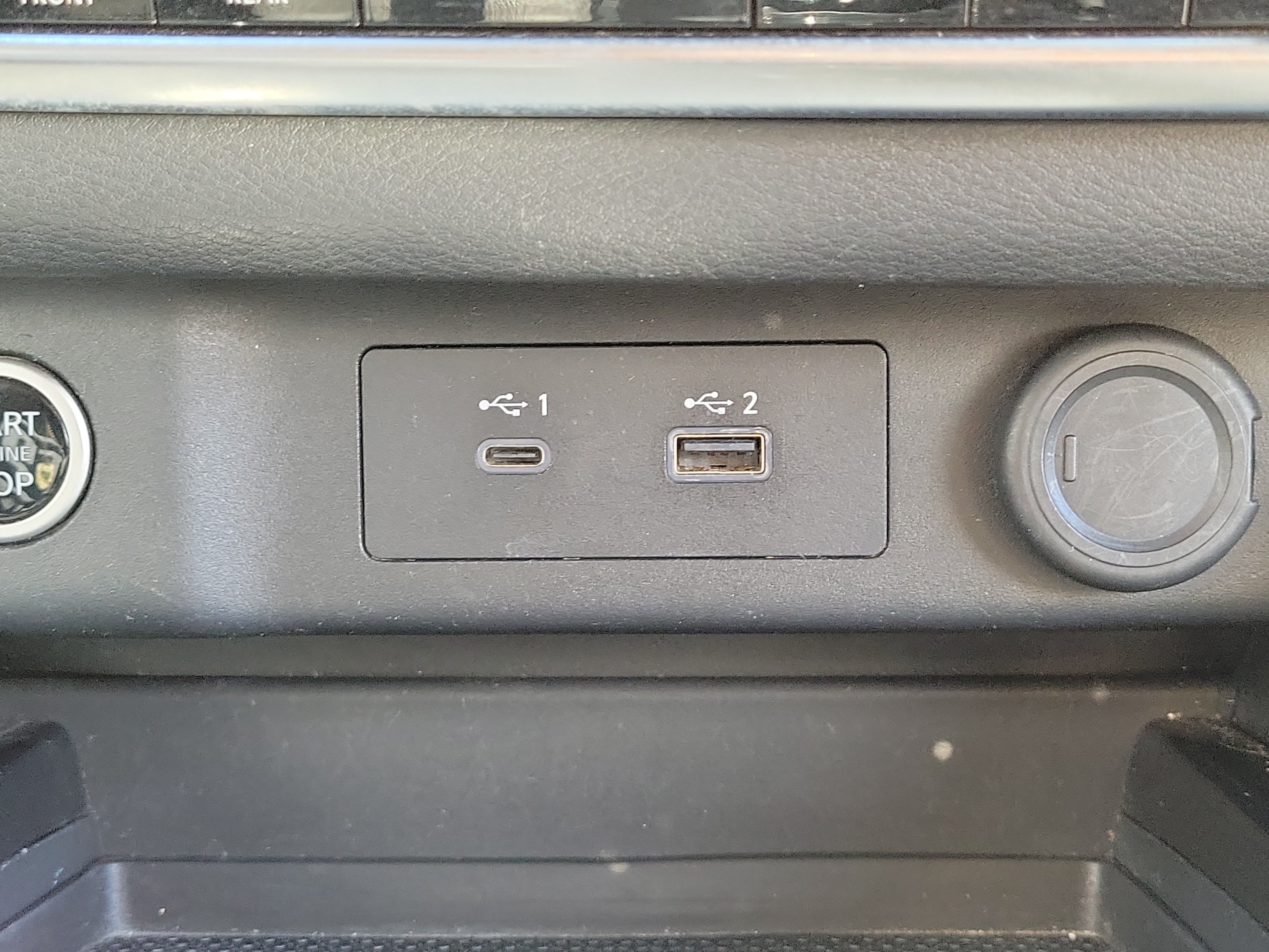 Used 2023 Nissan Rogue SV FWD image 29