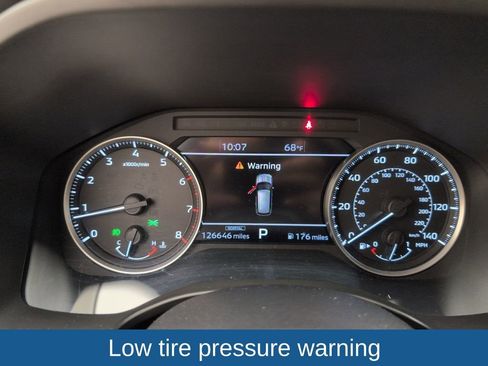 Used 2022 Mitsubishi Outlander SE image 25