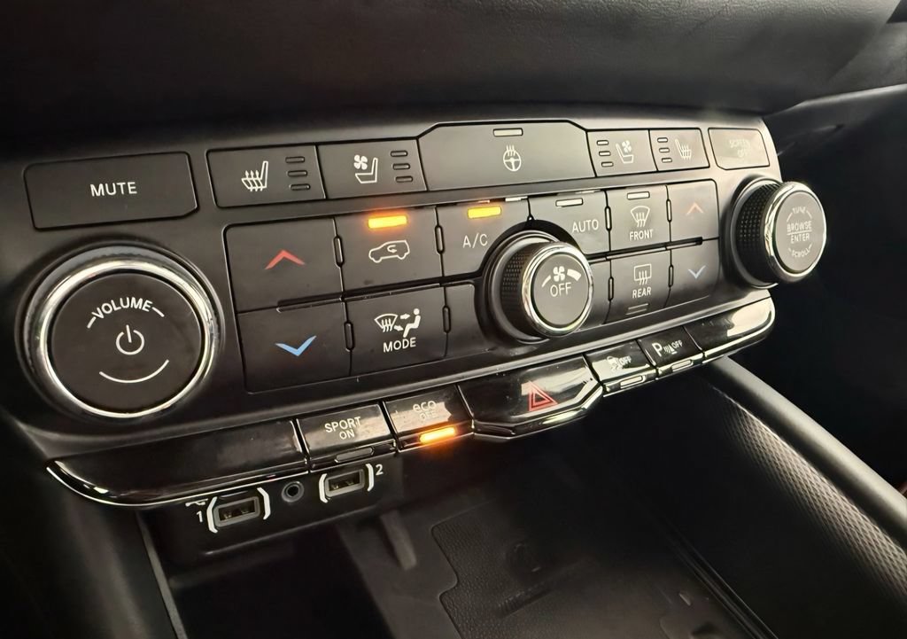 Used 2024 Dodge Durango R/T AWD/4WD image 18