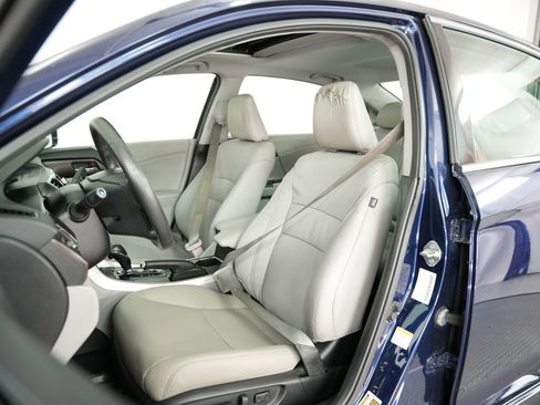 Used 2014 Honda Accord EX-L image 41