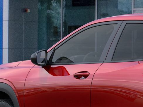 Certified 2026 Chevrolet Trax LS FWD image 12