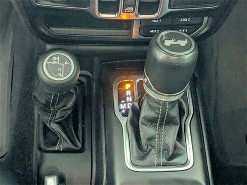 Used 2024 Jeep Wrangler Sahara w/ Technology Group image 23