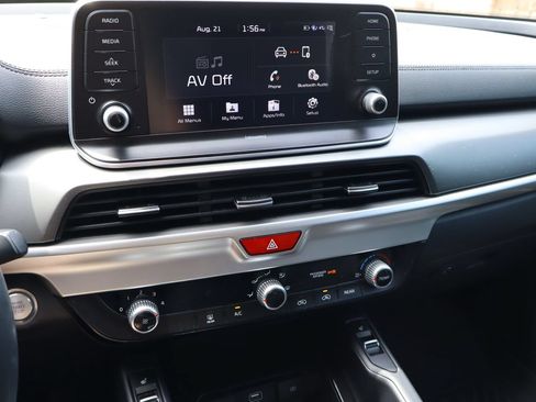 Used 2020 Kia Telluride S FWD image 8