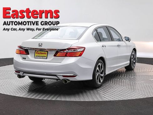 Used 2017 Honda Accord EX-L image 5
