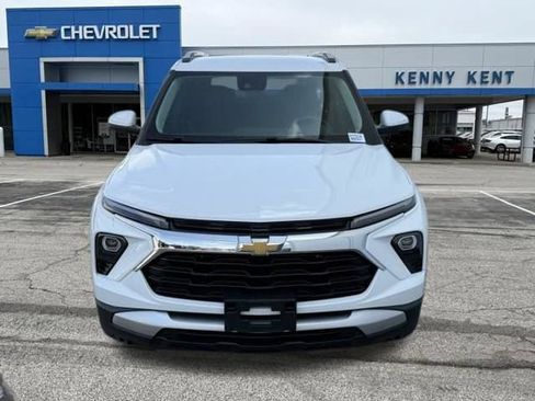 Certified 2025 Chevrolet TrailBlazer LT w/ LT Cold Weather Package FWD image 5