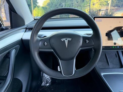 Used 2022 Tesla Model Y Performance AWD/4WD image 43